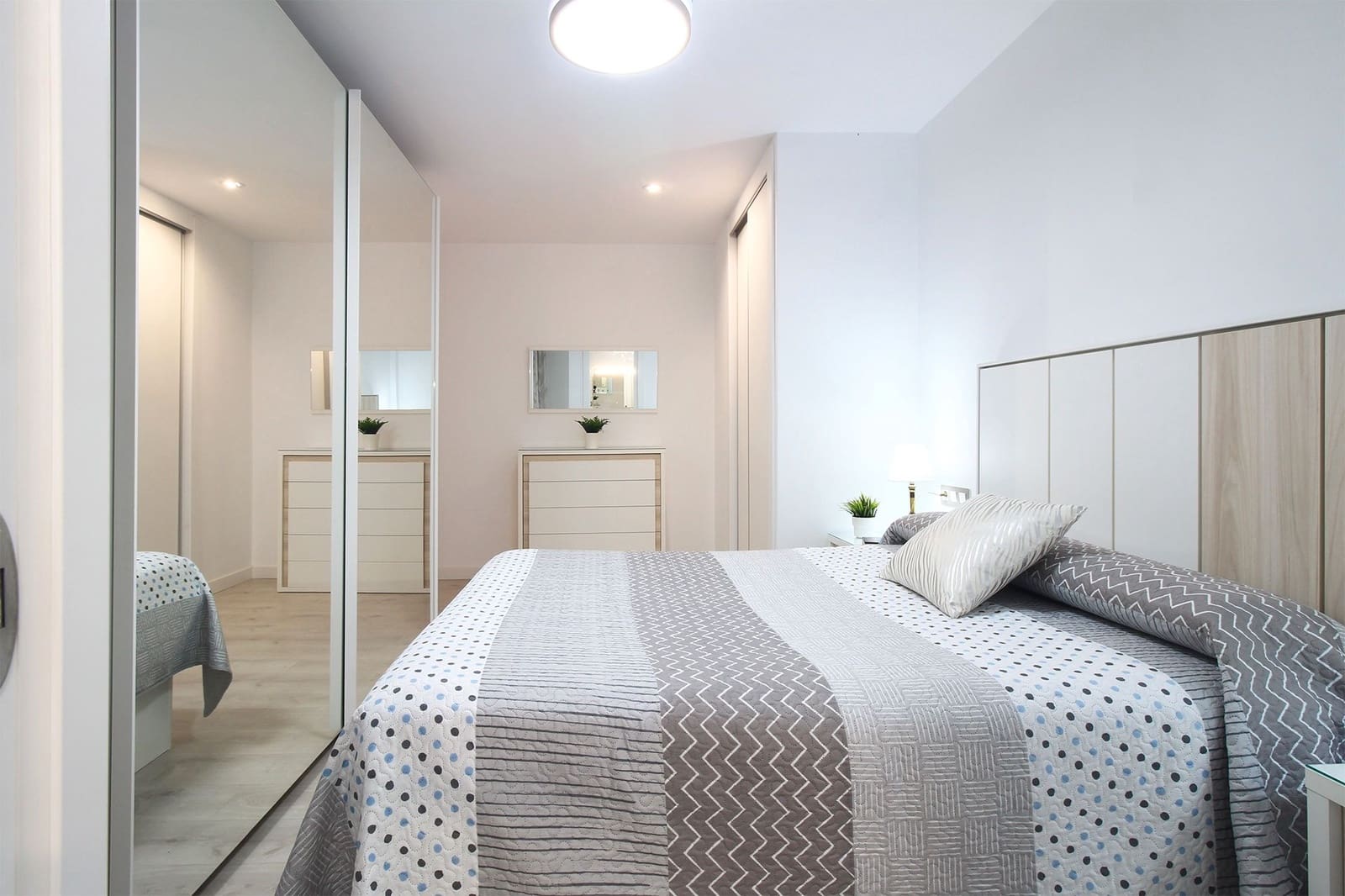 2 sypialnia Mieszkanie na sprzedaż w Miasto Albacete - 242 500 € (Ref: 9554374)