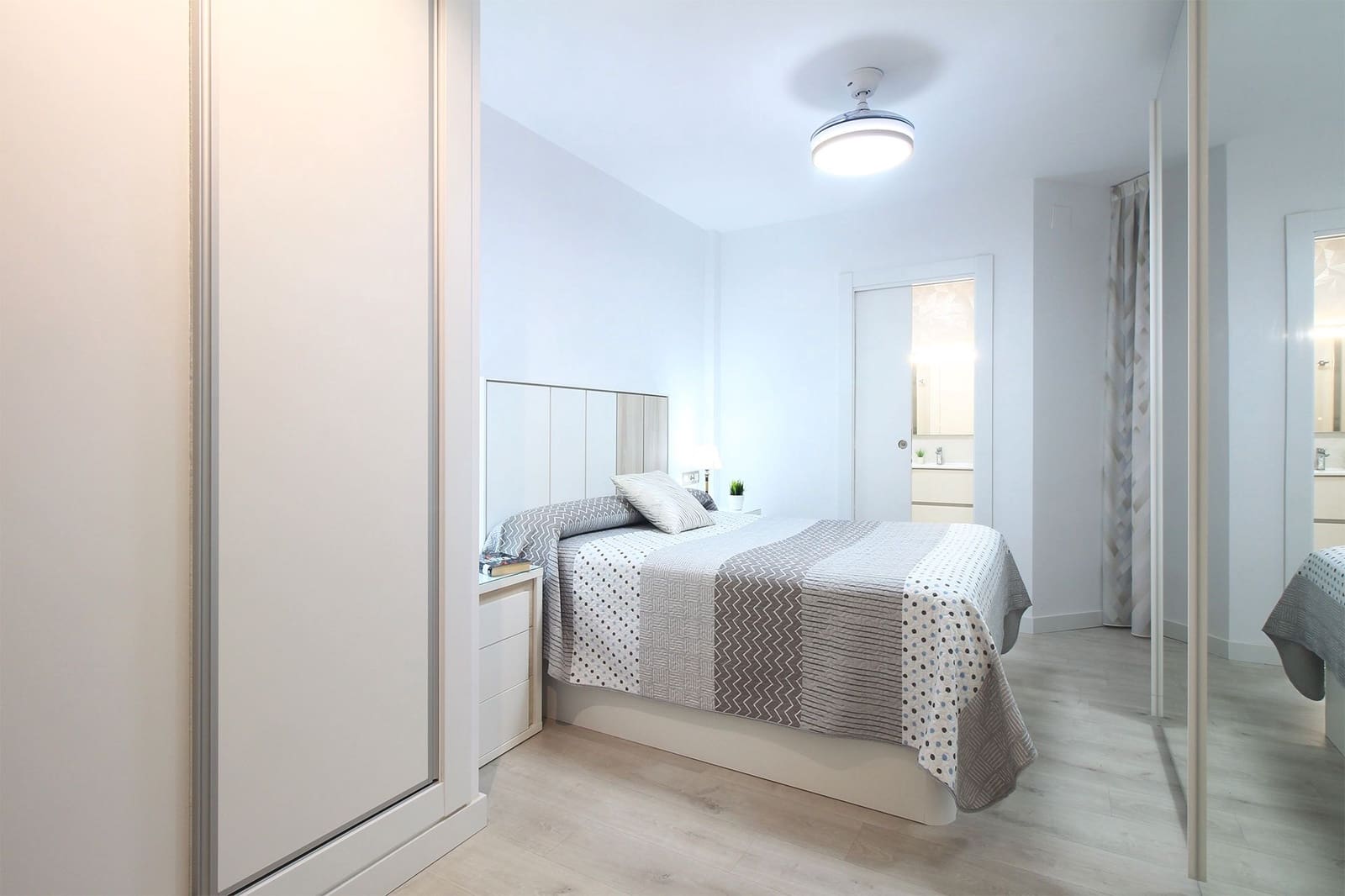 Piso de 3 habitaciones en Albacete ciudad en venta - 242.500 € (Ref: 9554375)