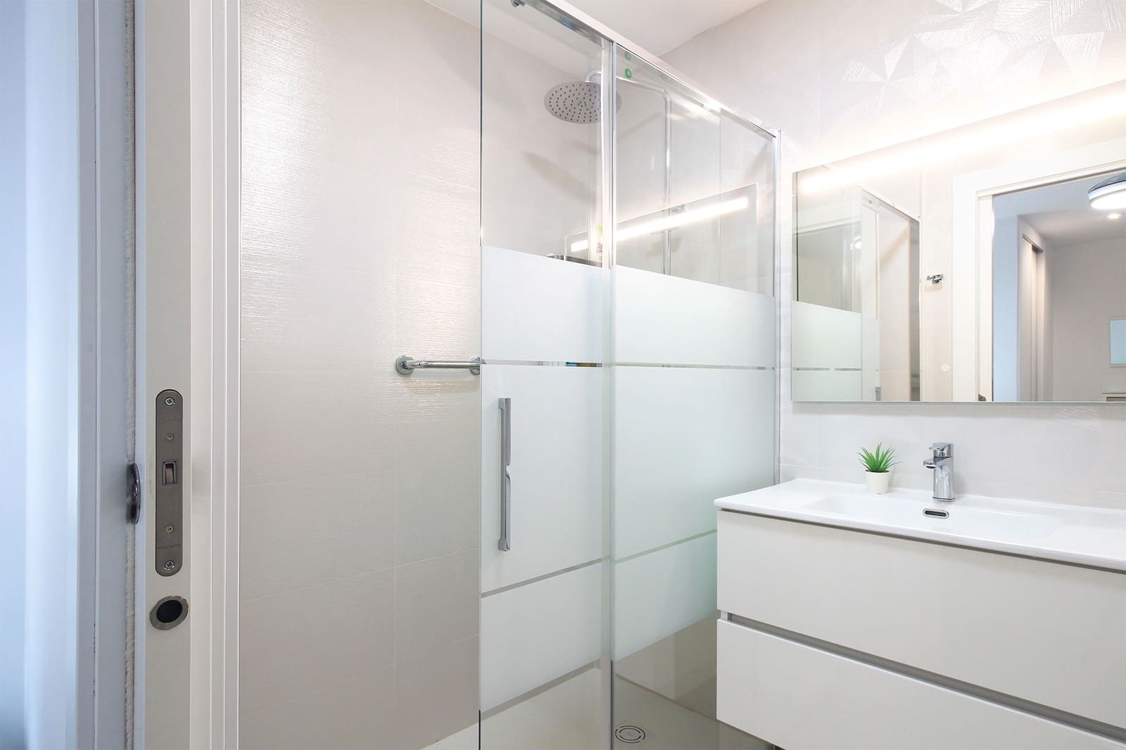 Piso de 3 habitaciones en Albacete ciudad en venta - 242.500 € (Ref: 9554375)