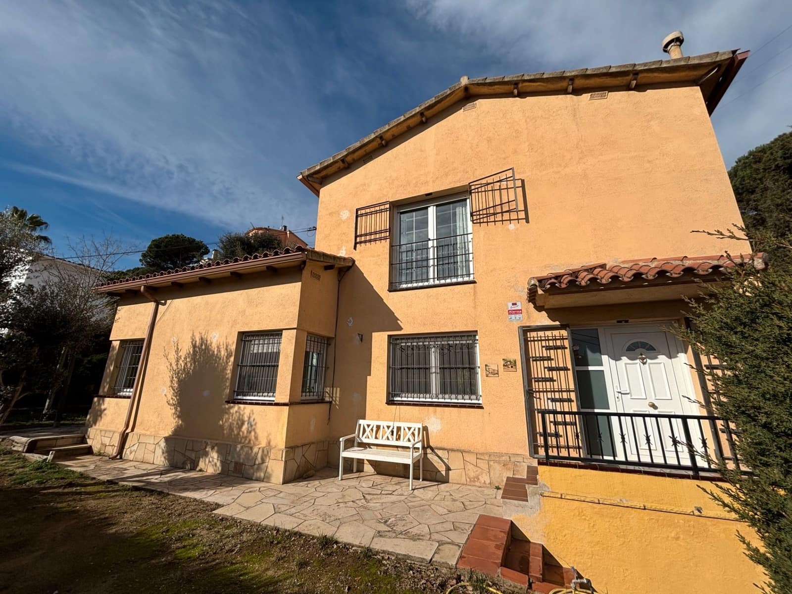 3 bedroom Villa for sale in Argentona with pool garage - € 440,000 (Ref: 9558986)