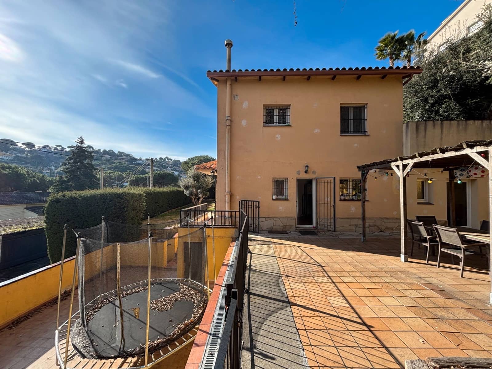 3 bedroom Villa for sale in Argentona with pool garage - € 440,000 (Ref: 9558986)