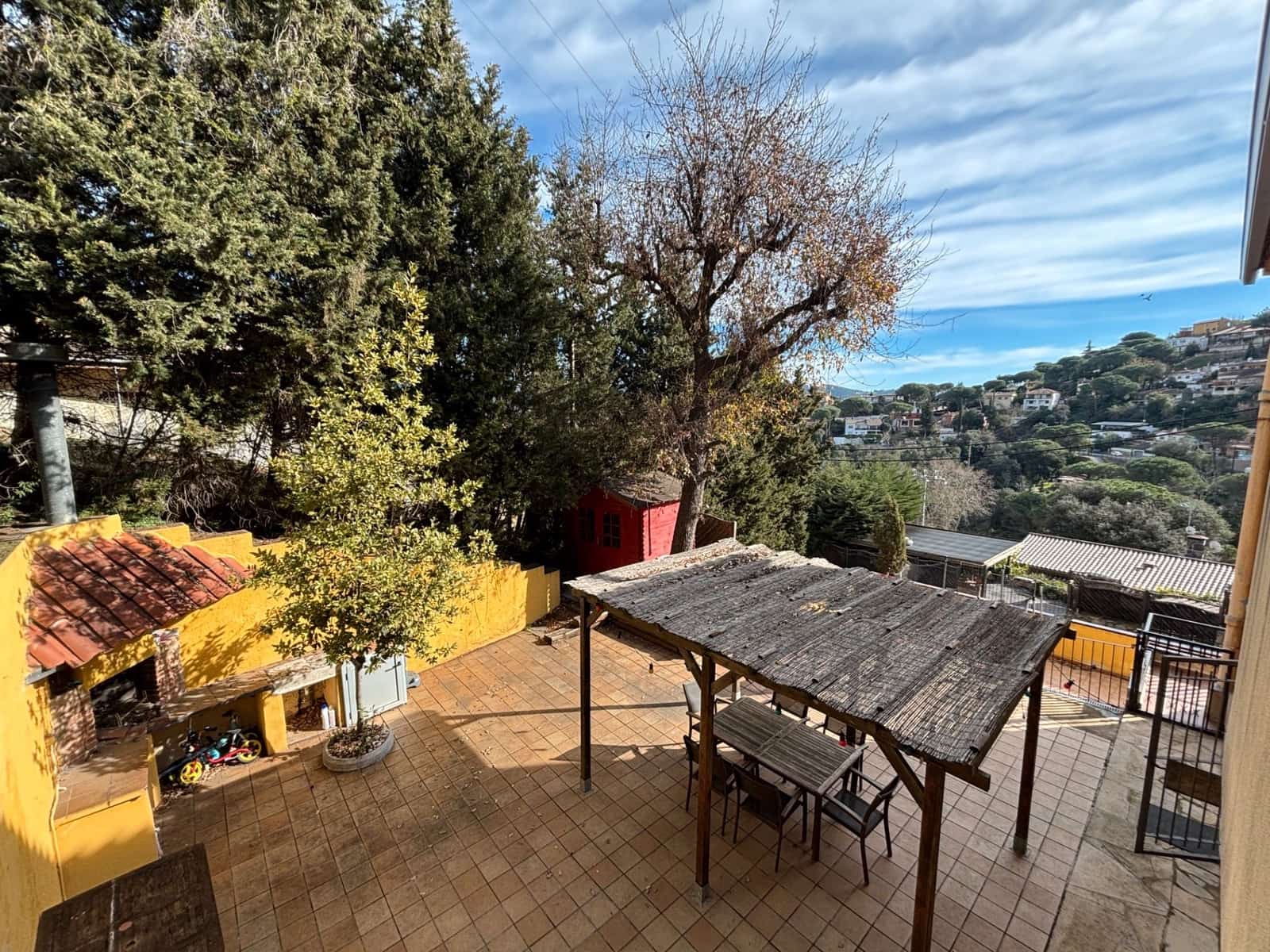 3 bedroom Villa for sale in Argentona with pool garage - € 440,000 (Ref: 9558986)