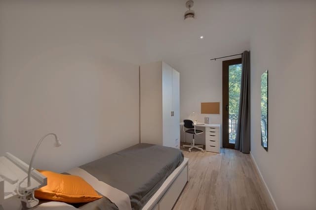 8 Zimmer Wohnung zu verkaufen in La Dreta de L'Eixample, Barcelona Stadt - 1.078.000 € (Ref: 9559304)