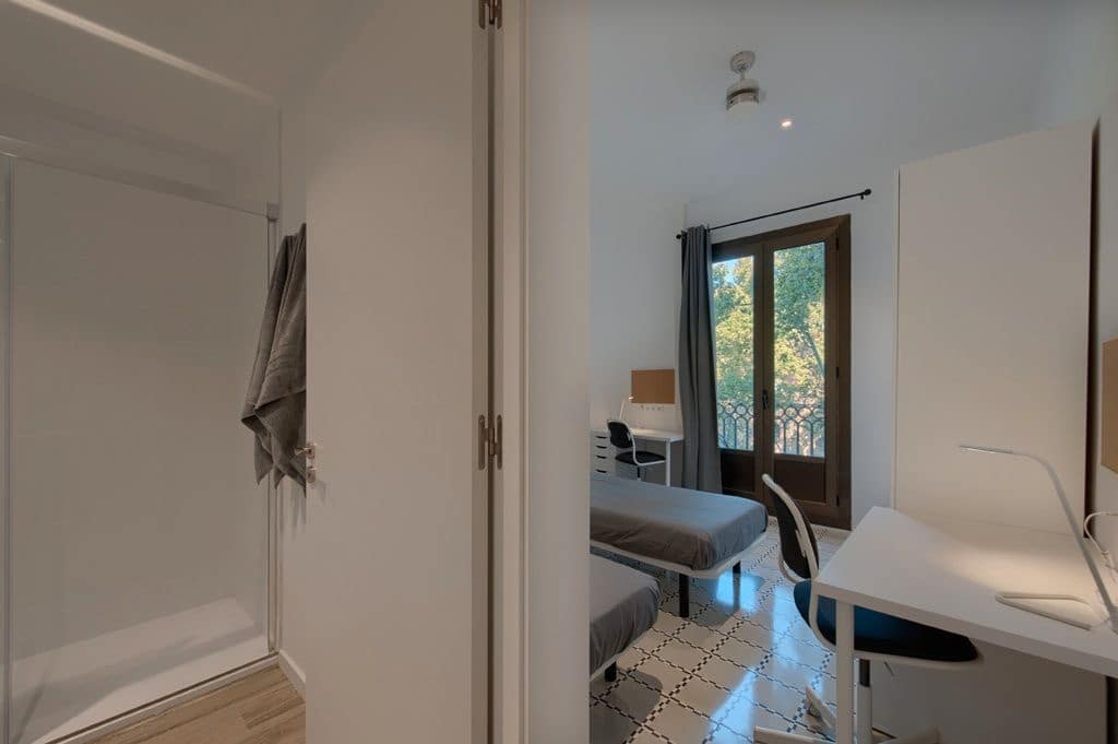 8 Zimmer Wohnung zu verkaufen in Barcelona Stadt - 1.078.000 € (Ref: 9559304)