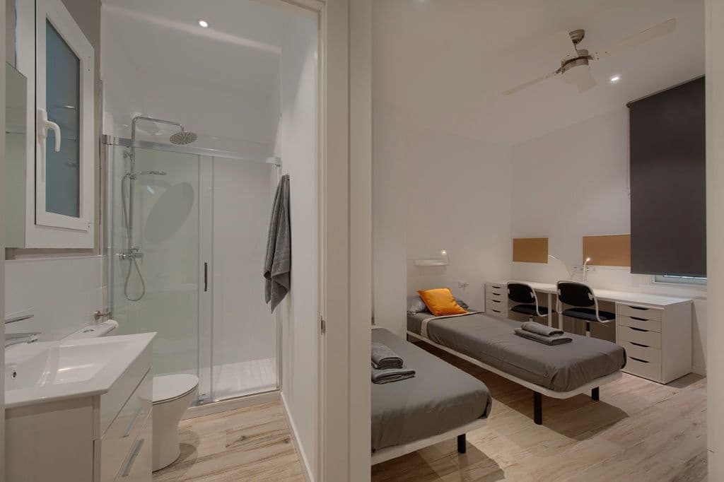 8 Zimmer Wohnung zu verkaufen in Barcelona Stadt - 1.078.000 € (Ref: 9559304)