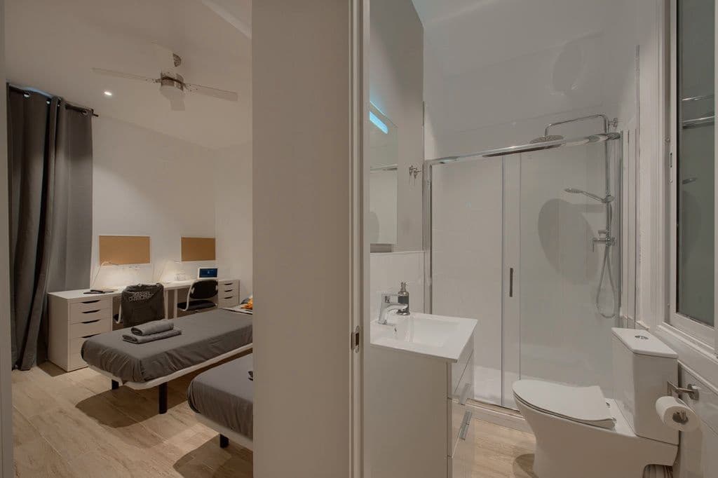 8 Zimmer Wohnung zu verkaufen in Barcelona Stadt - 1.078.000 € (Ref: 9559304)