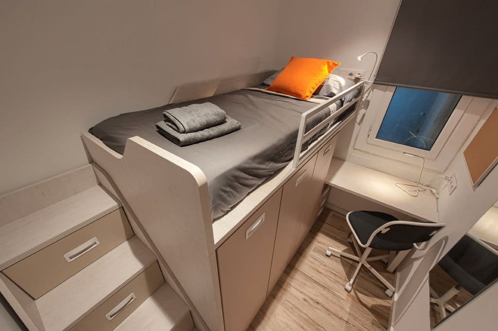 8 Zimmer Wohnung zu verkaufen in Barcelona Stadt - 1.078.000 € (Ref: 9559304)