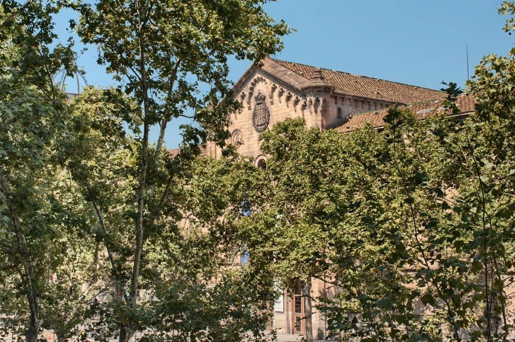 8 Zimmer Wohnung zu verkaufen in Barcelona Stadt - 1.078.000 € (Ref: 9559304)