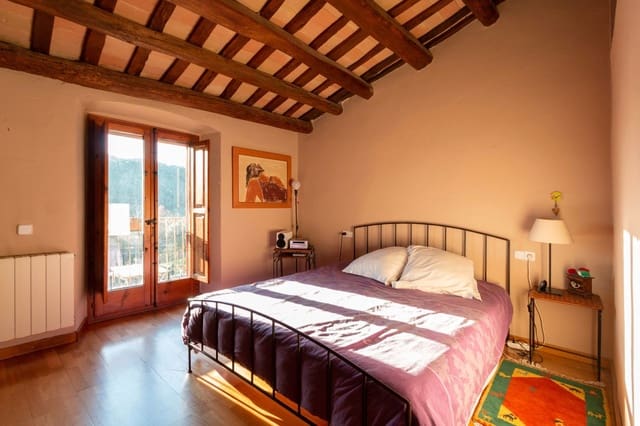 4 Zimmer Doppelhaus zu verkaufen in Palol de Revardit mit Garage - 750.000 € (Ref: 9563995)