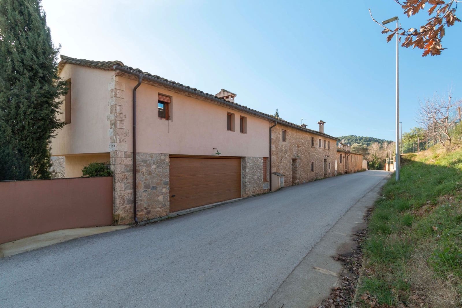 4 makuuhuone Paritalo myytävänä paikassa Palol de Revardit mukana 
autotalli - 750 000 € (Ref: 9563995)