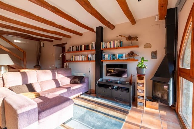 4 Zimmer Doppelhaus zu verkaufen in Palol de Revardit mit Garage - 750.000 € (Ref: 9563995)