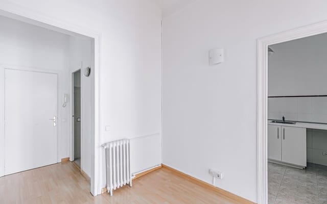 Kontor til leje i Sant Gervasi - Galvany, Barcelona by - € 1.300 (Ref: 9566450)