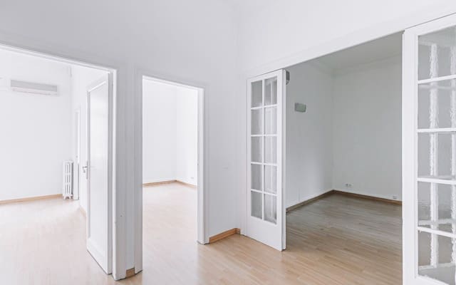 Kontor til leje i Sant Gervasi - Galvany, Barcelona by - € 1.300 (Ref: 9566450)