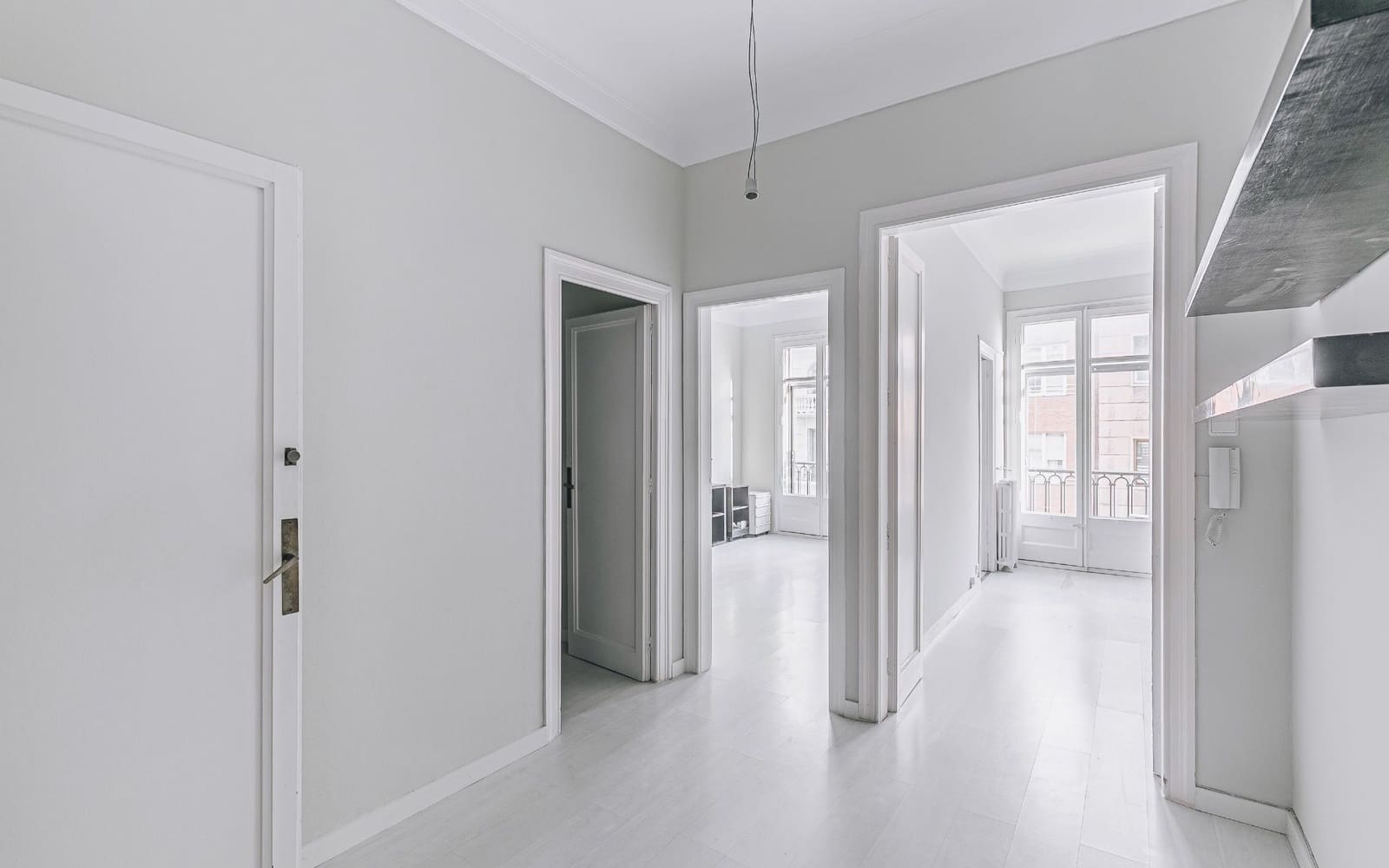 Kontor til leje i Barcelona by - € 1.100 (Ref: 9566451)