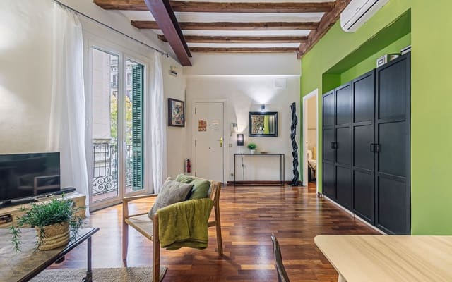 1 soveværelse Lejlighed til salg i Sant Pere, Santa Caterina i La Ribera, Barcelona by - € 325.000 (Ref: 9566452)