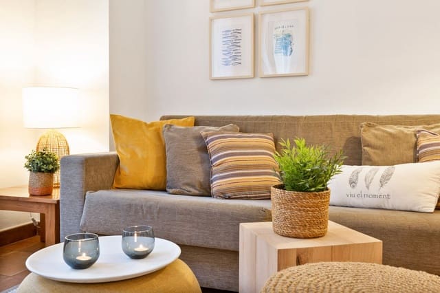 1 chambre Appartement à vendre à El Barri Gòtic, Barcelone ville - 335 000 € (Ref: 9566775)