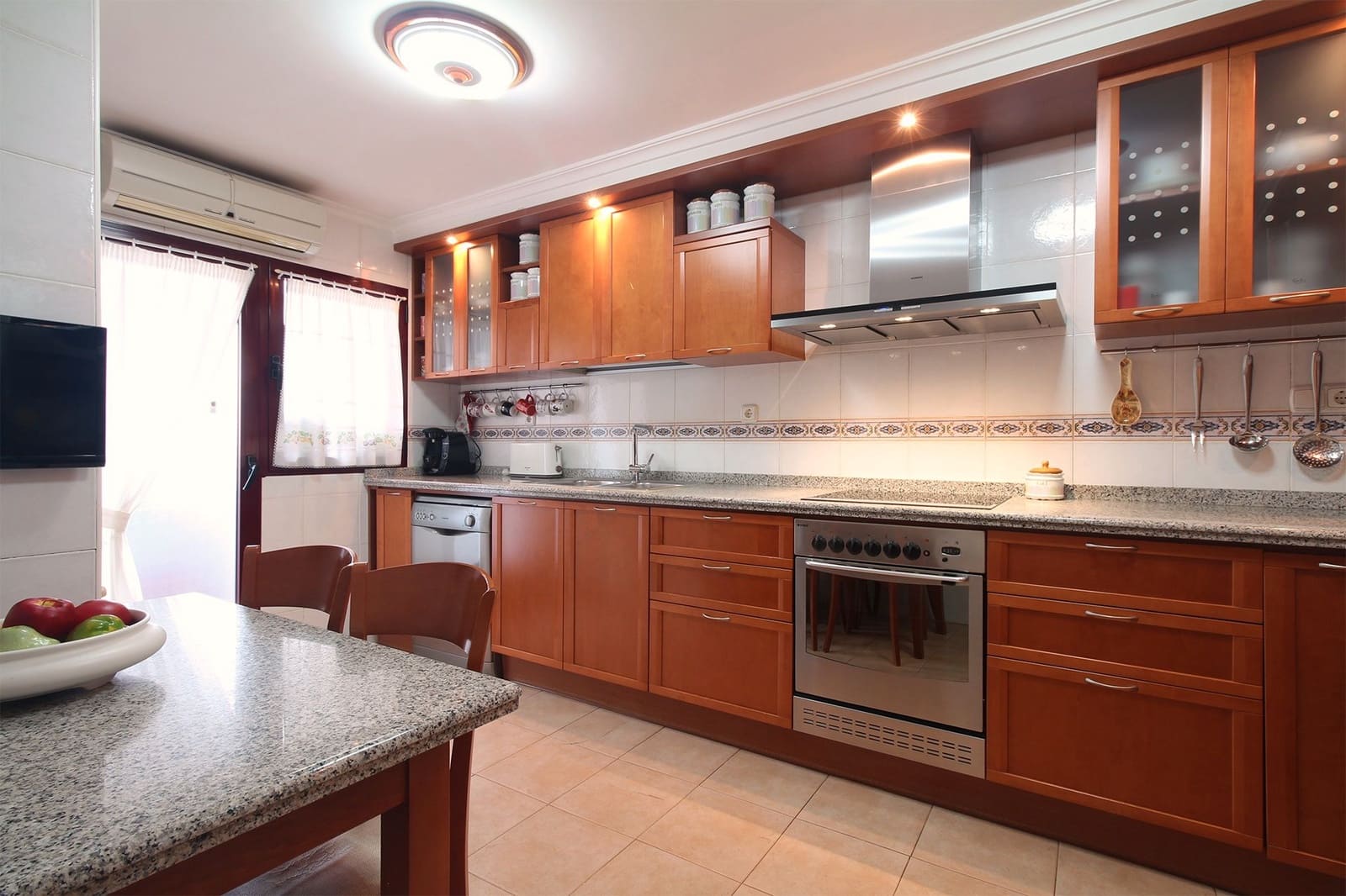 4 soveværelse Lejlighed til salg i Albacete by - € 360.000 (Ref: 9571635)