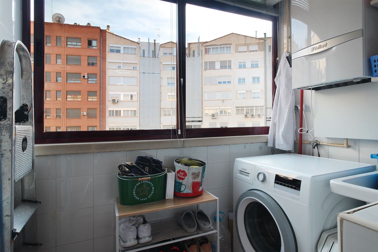 4 soveværelse Lejlighed til salg i Albacete by - € 360.000 (Ref: 9571635)