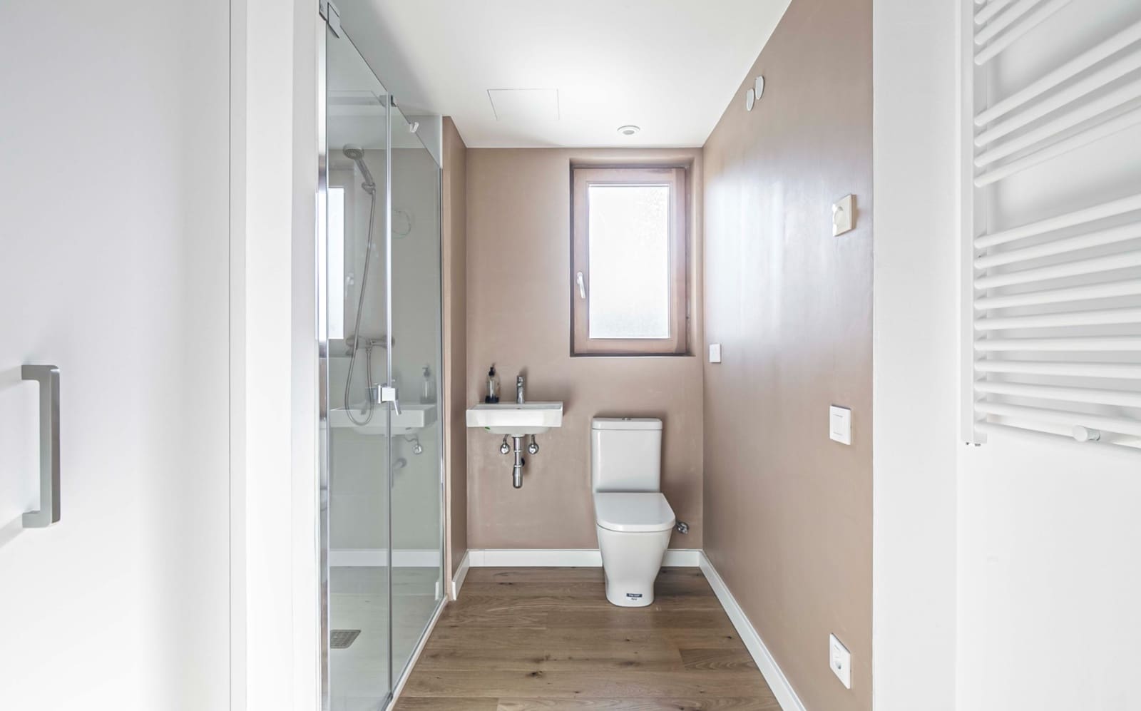 Commercial for sale in Dosrius - € 249,000 (Ref: 9588497)