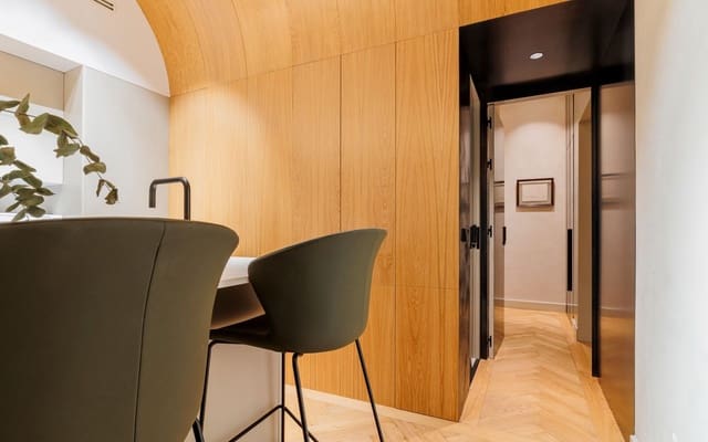 2 makuuhuone Asunto myytävänä paikassa Cortes, Madrid kaupunki - 1 595 000 € (Ref: 9588498)