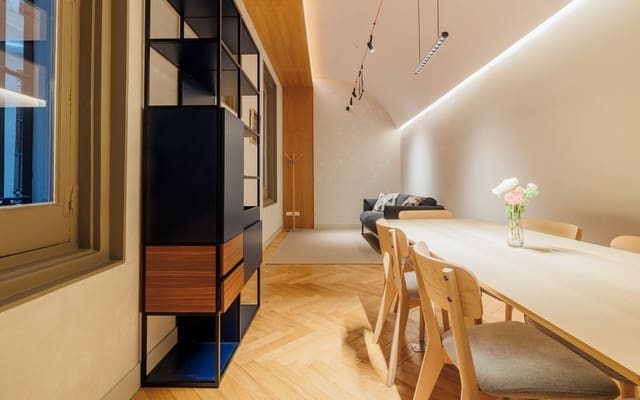 2 makuuhuone Asunto myytävänä paikassa Cortes, Madrid kaupunki - 1 595 000 € (Ref: 9588498)