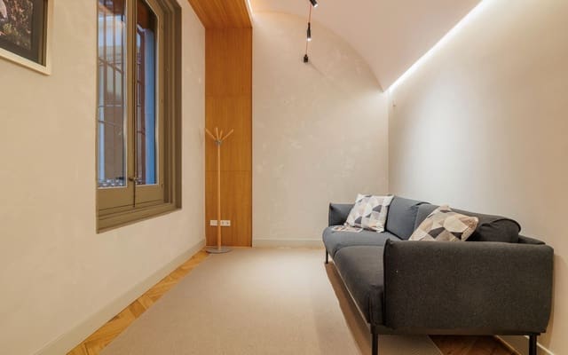 2 makuuhuone Asunto myytävänä paikassa Cortes, Madrid kaupunki - 1 595 000 € (Ref: 9588498)