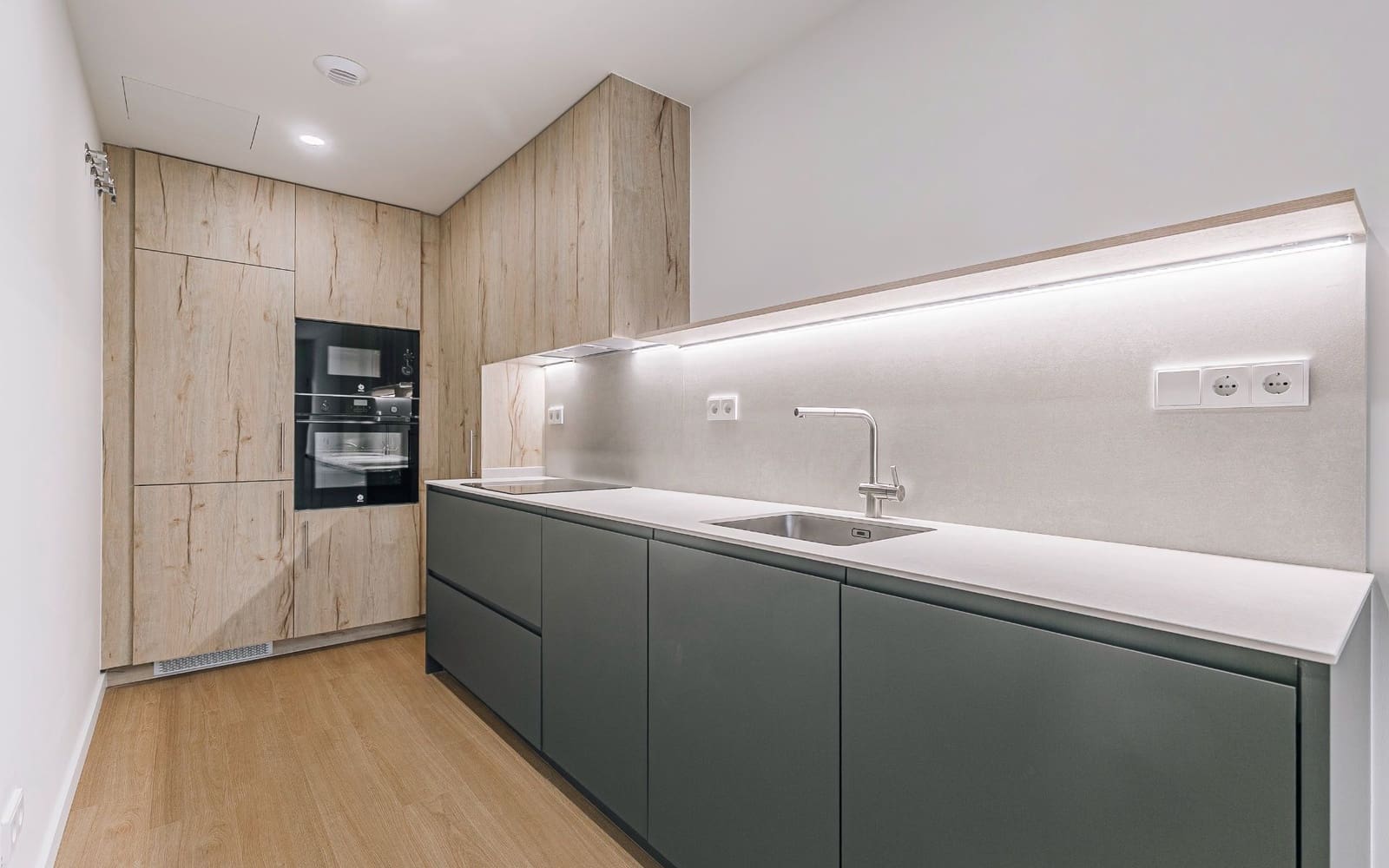 2 Zimmer Wohnung zu vermieten in Barcelona Stadt mit Garage - 1.850 € (Ref: 9588502)