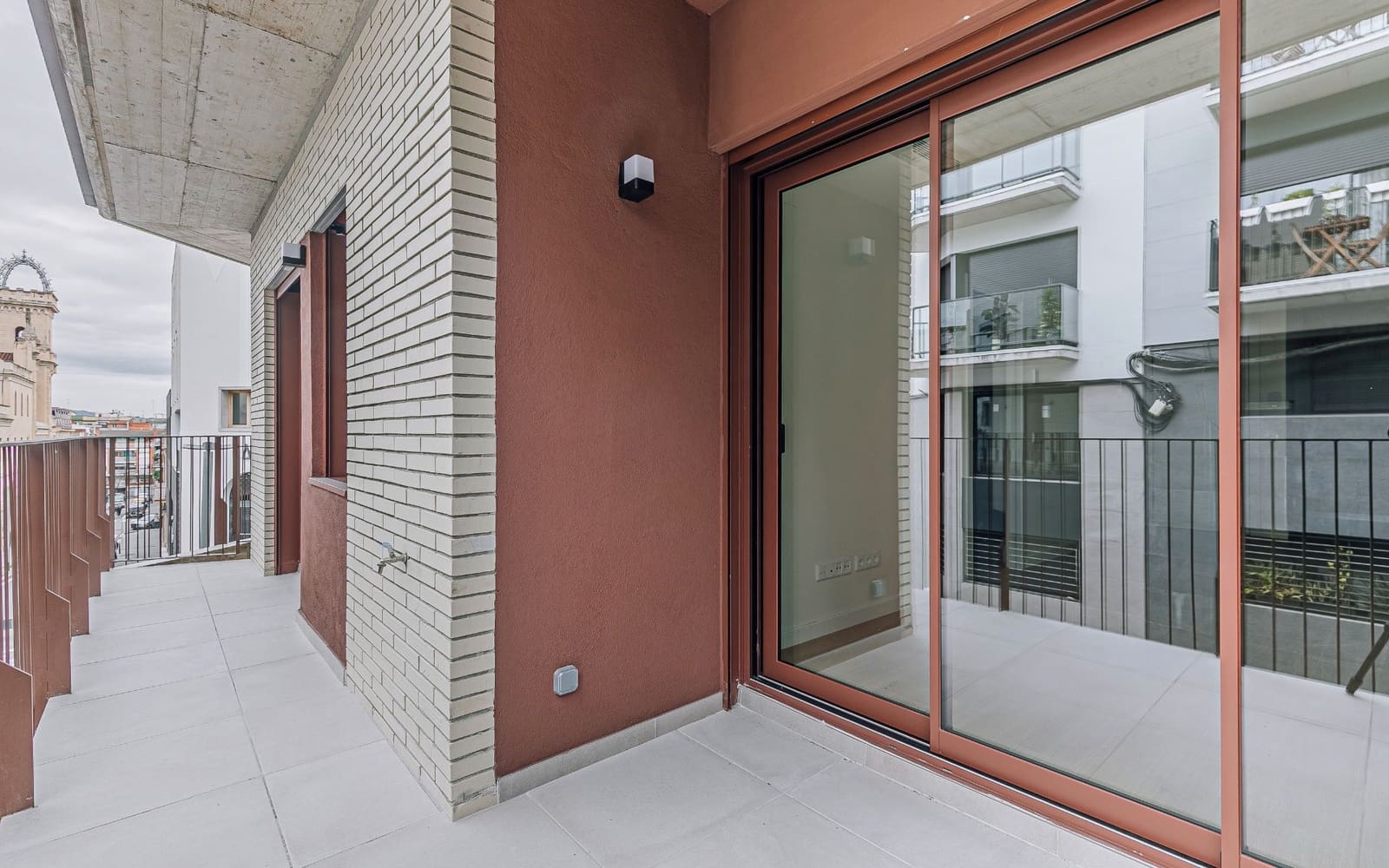 2 Zimmer Wohnung zu vermieten in Barcelona Stadt mit Garage - 1.850 € (Ref: 9588502)