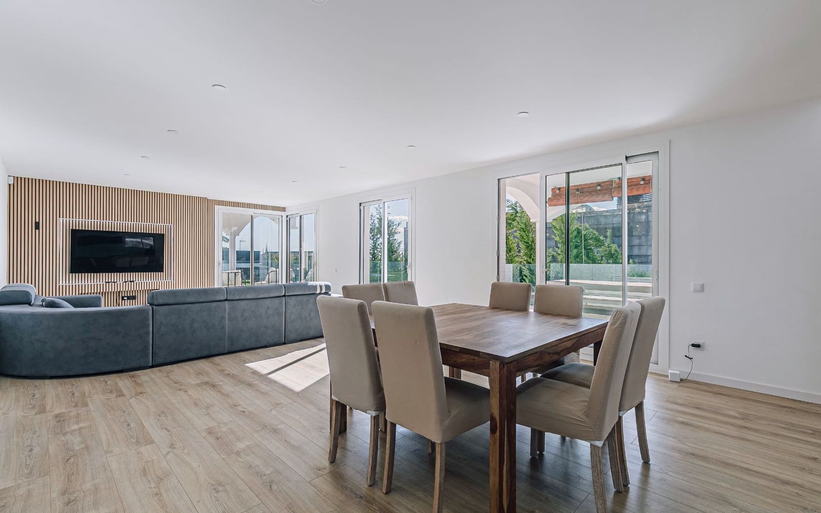 Chalet de 6 habitaciones en Alella en venta con piscina garaje - 1.790.000 € (Ref: 9588504)