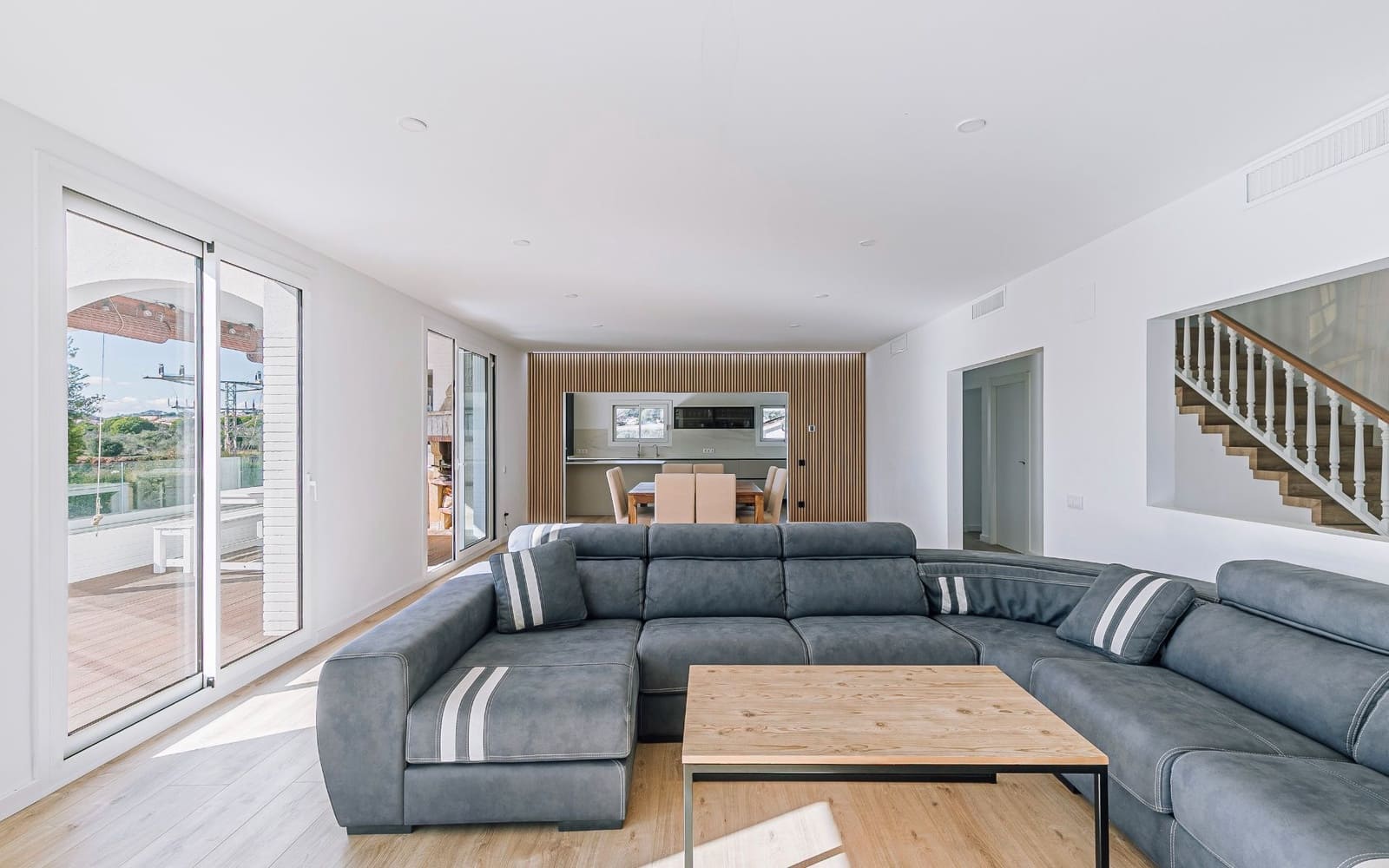 Chalet de 6 habitaciones en Alella en venta con piscina garaje - 1.790.000 € (Ref: 9588504)