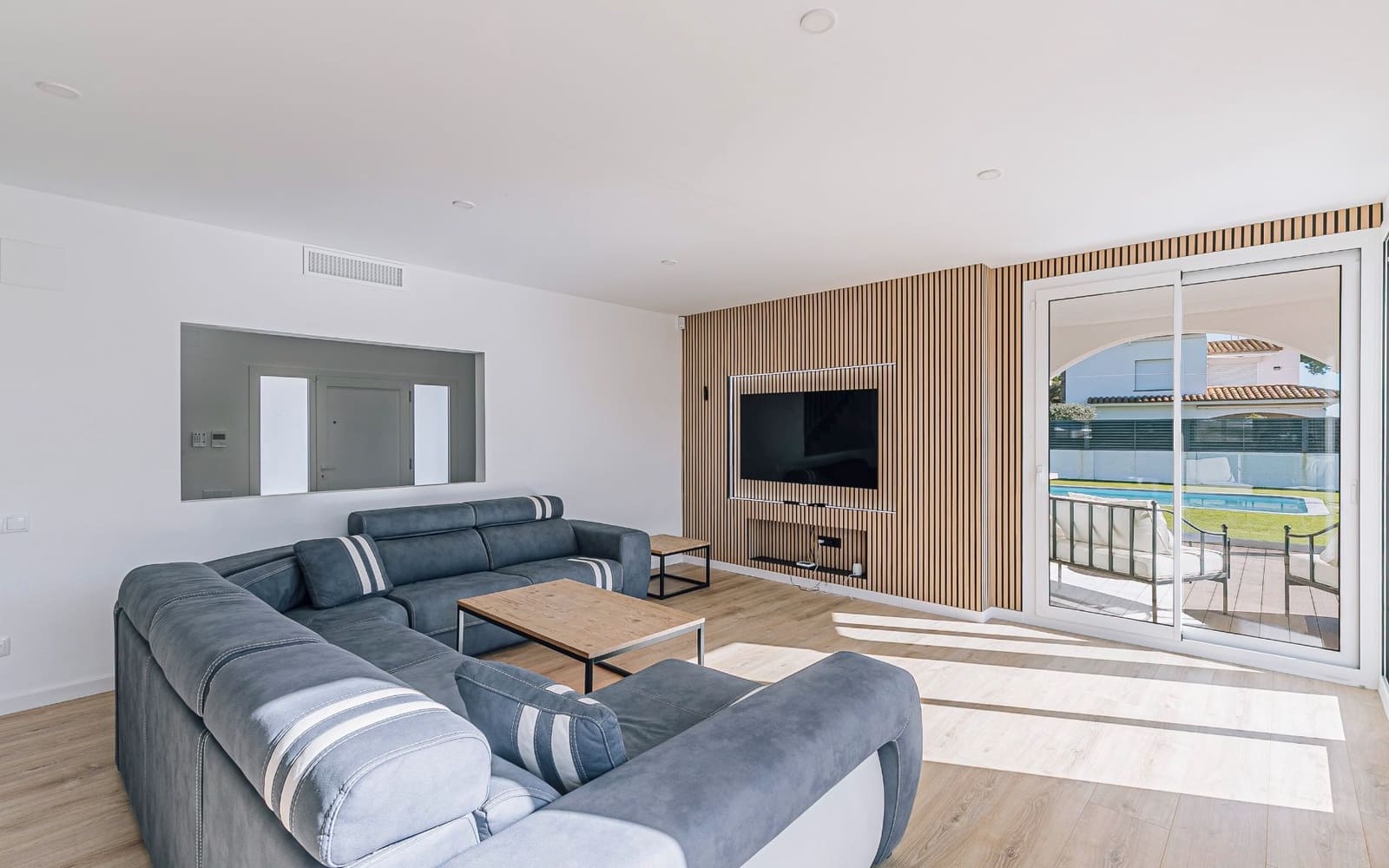 Chalet de 6 habitaciones en Alella en venta con piscina garaje - 1.790.000 € (Ref: 9588504)