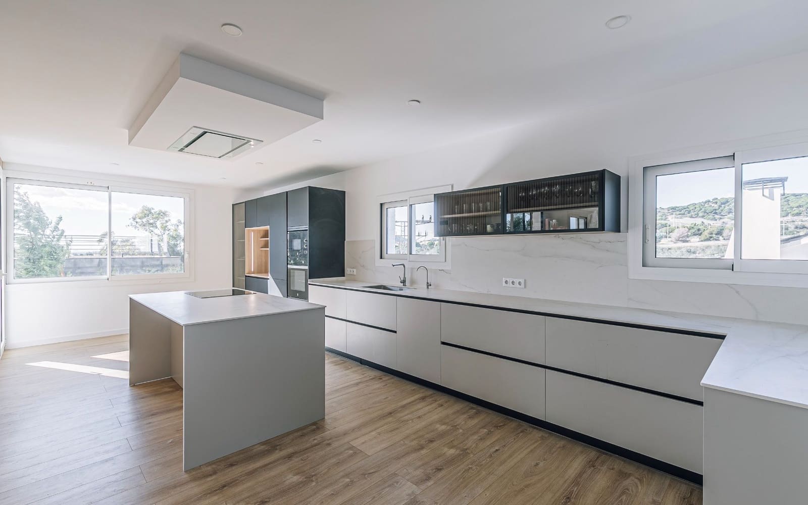 Chalet de 6 habitaciones en Alella en venta con piscina garaje - 1.790.000 € (Ref: 9588504)