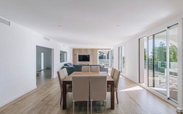 Chalet de 6 habitaciones en Alella en venta con piscina garaje - 1.790.000 € (Ref: 9588504)