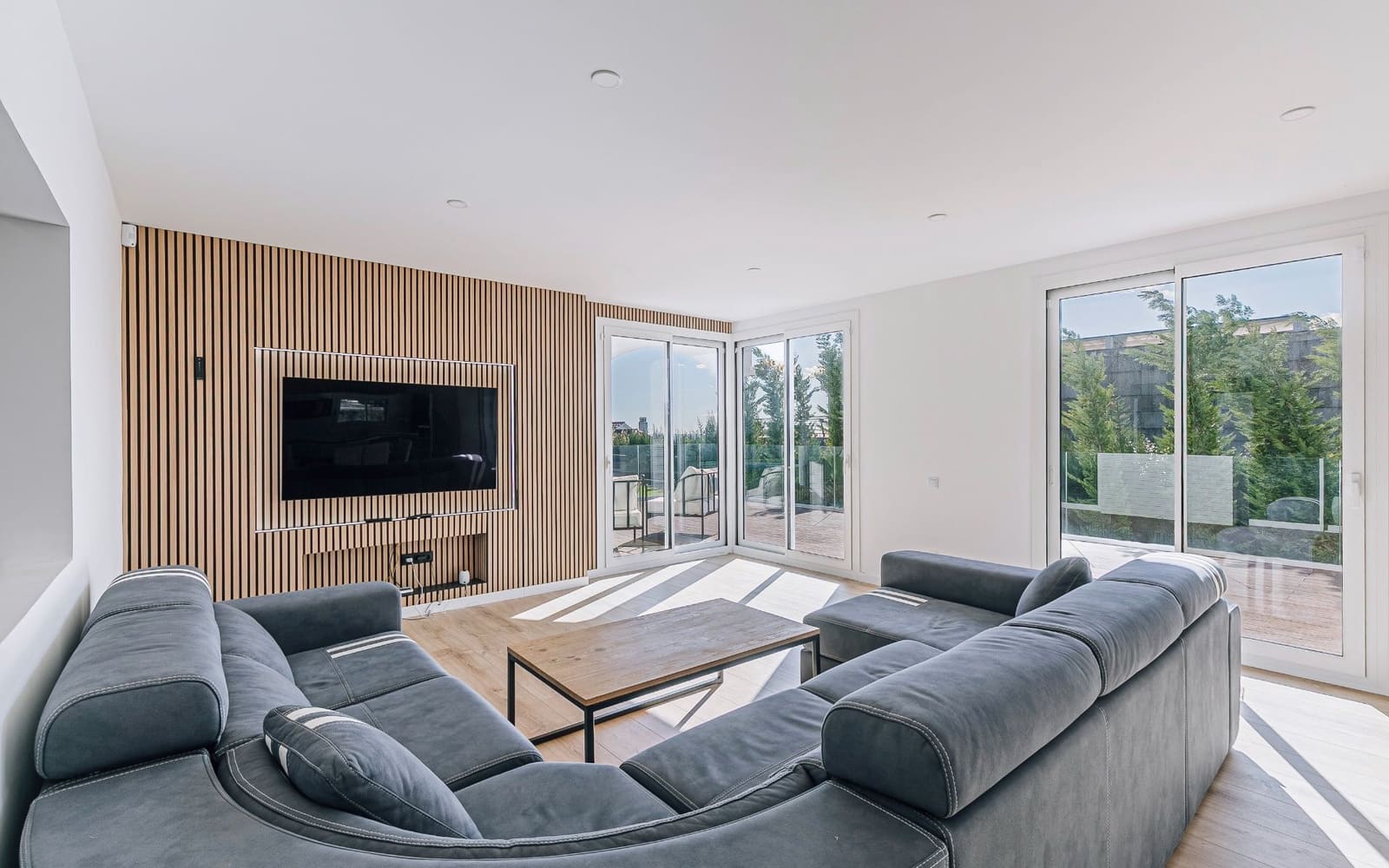 Chalet de 6 habitaciones en Alella en venta con piscina garaje - 1.790.000 € (Ref: 9588504)