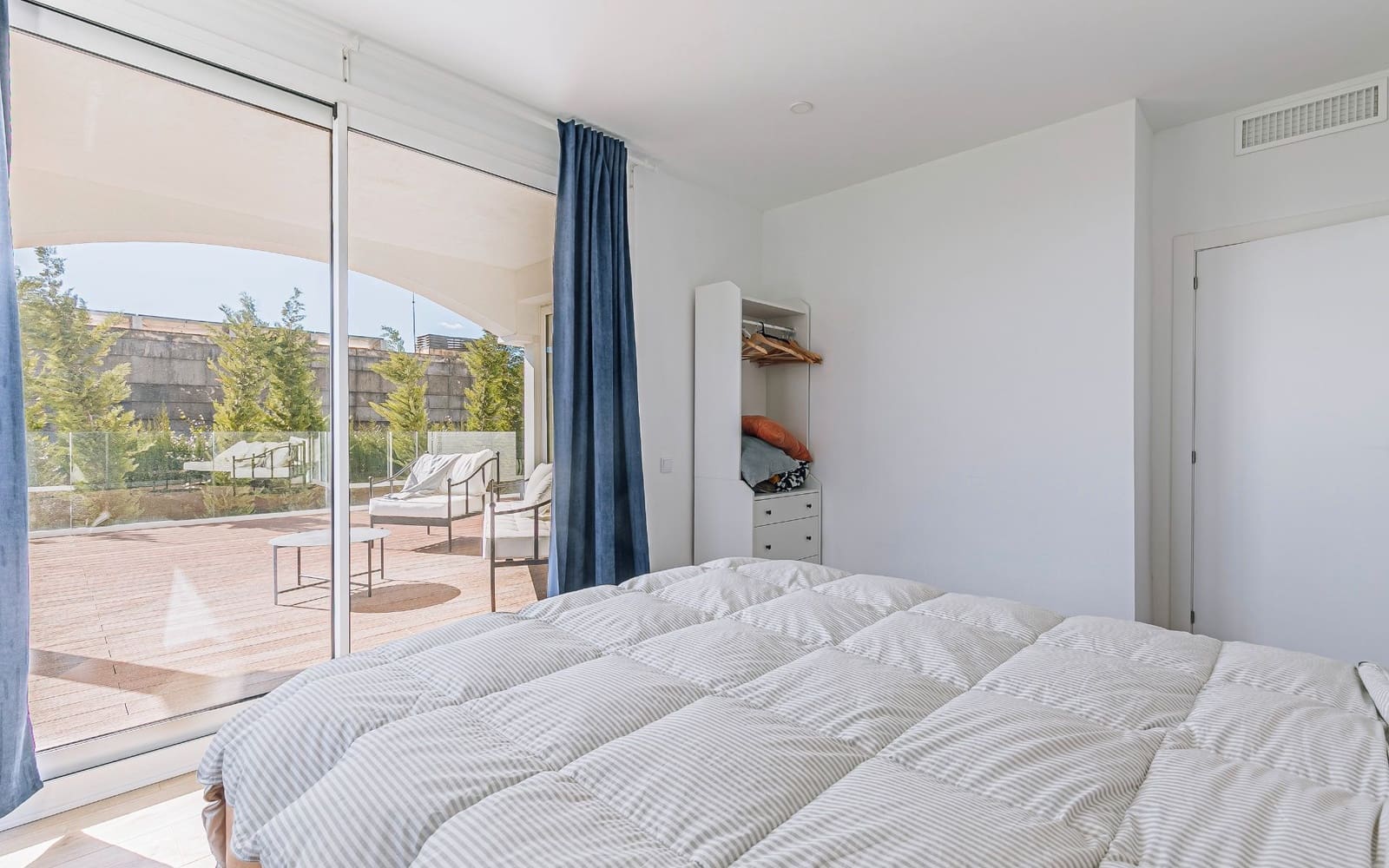 Chalet de 6 habitaciones en Alella en venta con piscina garaje - 1.790.000 € (Ref: 9588504)