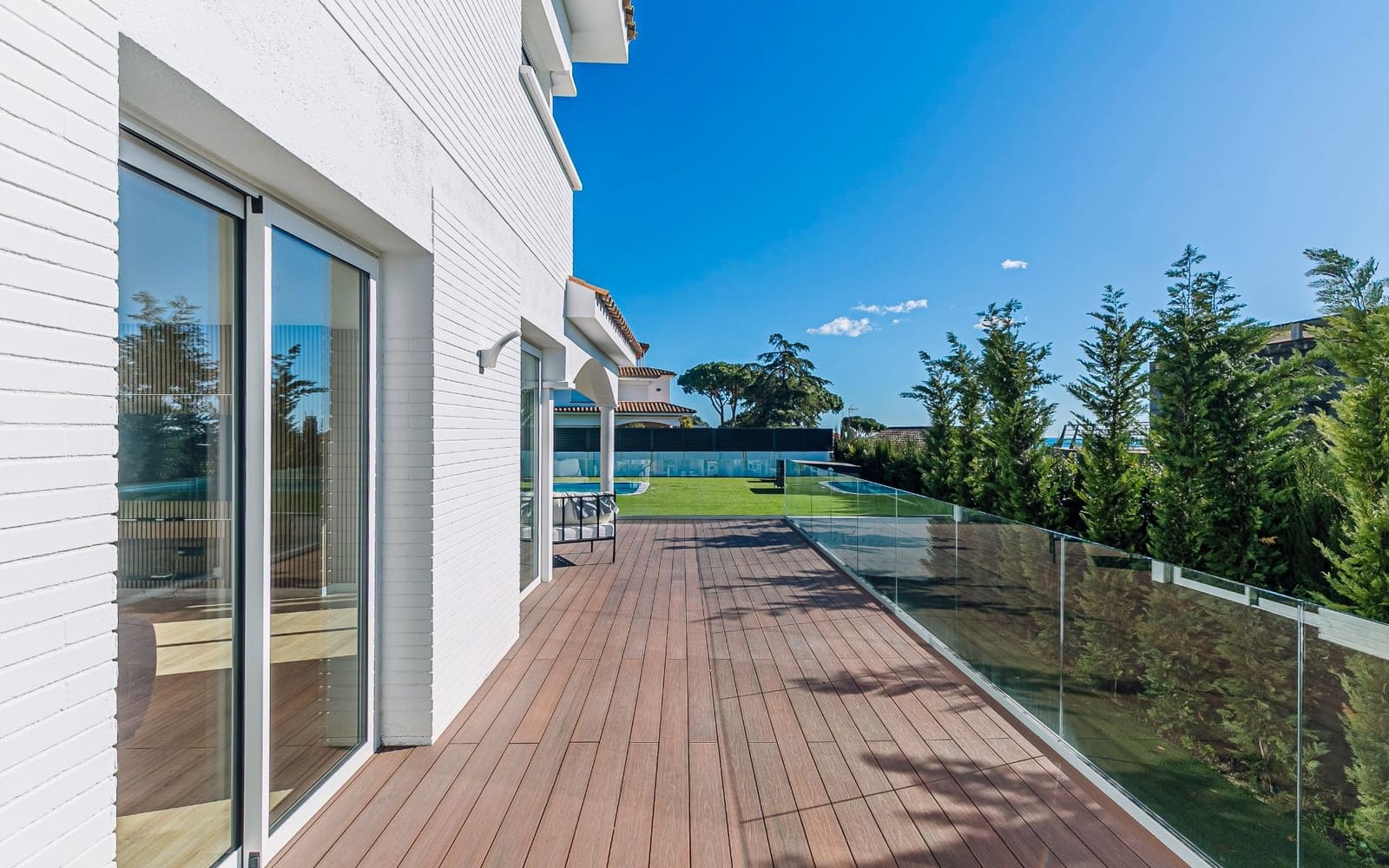 Chalet de 6 habitaciones en Alella en venta con piscina garaje - 1.790.000 € (Ref: 9588504)