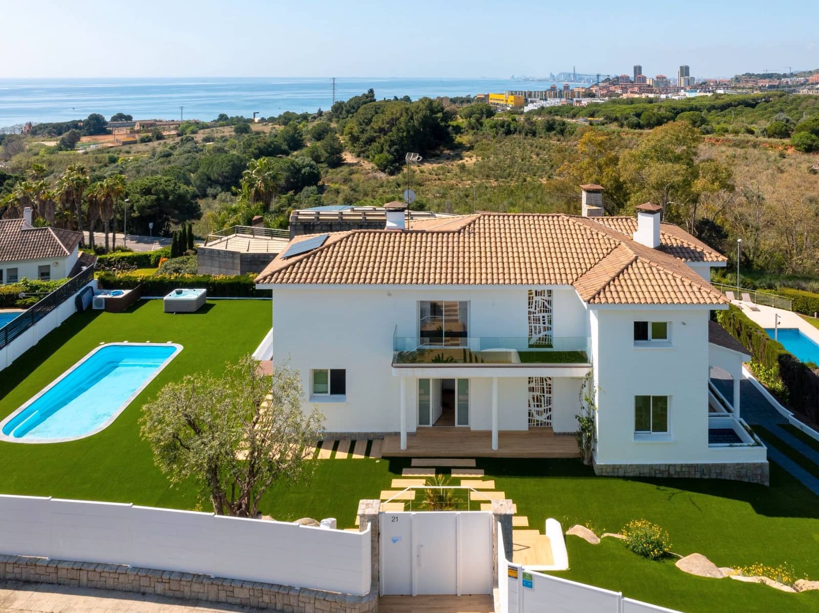 Chalet de 6 habitaciones en Alella en venta con piscina garaje - 1.790.000 € (Ref: 9588504)