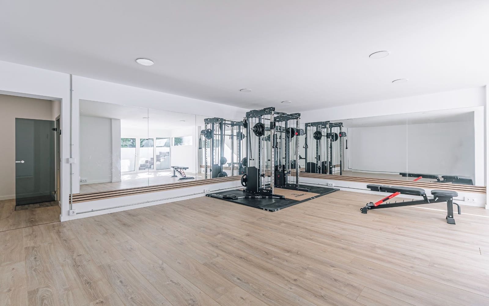 Chalet de 6 habitaciones en Alella en venta con piscina garaje - 1.790.000 € (Ref: 9588504)