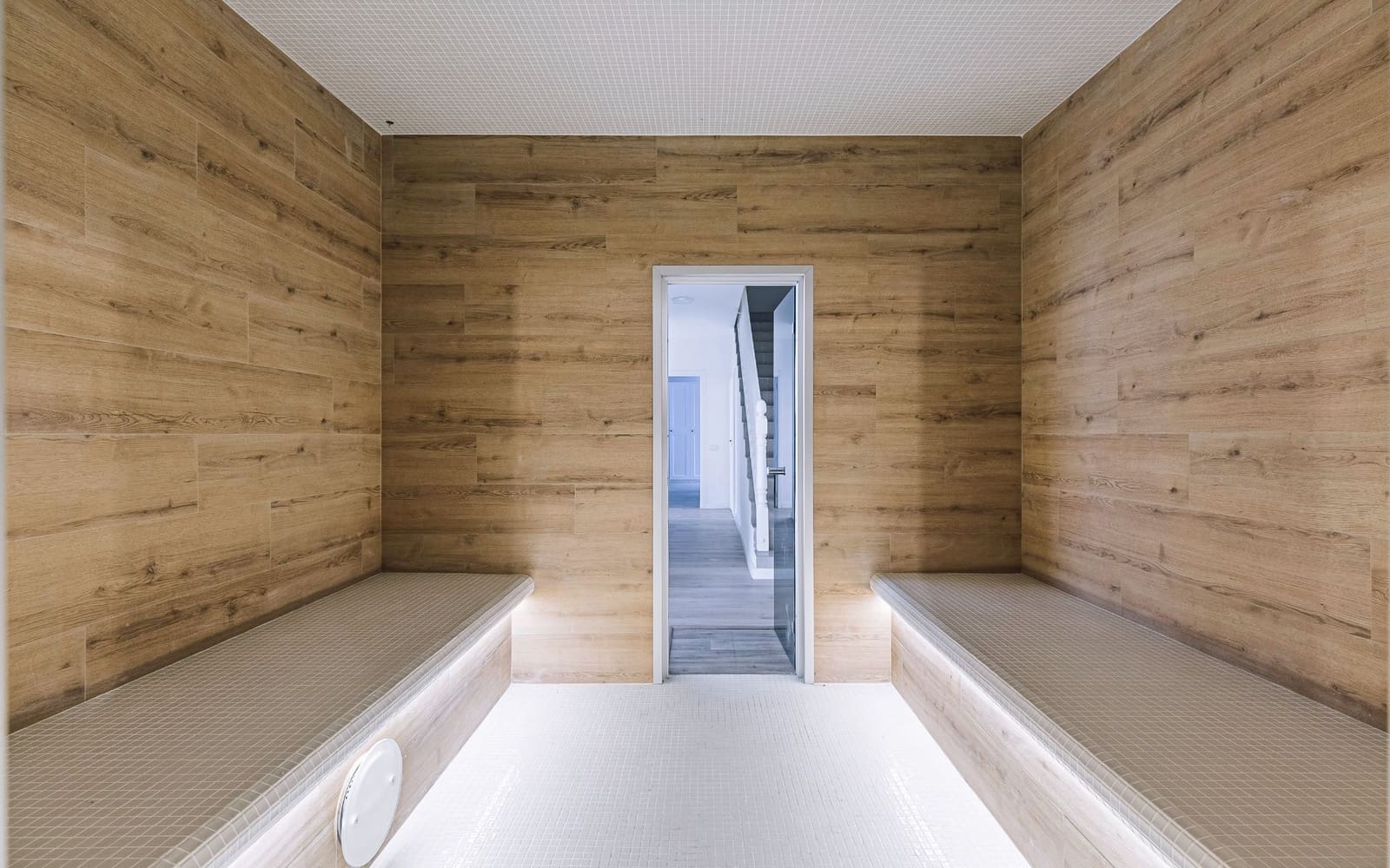 Chalet de 6 habitaciones en Alella en venta con piscina garaje - 1.790.000 € (Ref: 9588504)