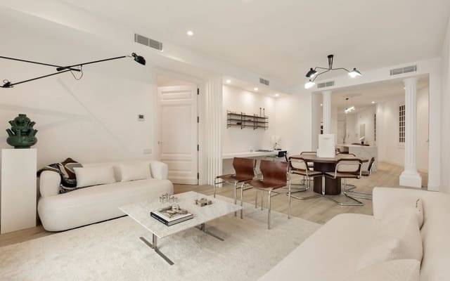 3 makuuhuone Asunto myytävänä paikassa El Barri Gòtic, Barcelona kaupunki - 1 120 000 € (Ref: 9593252)