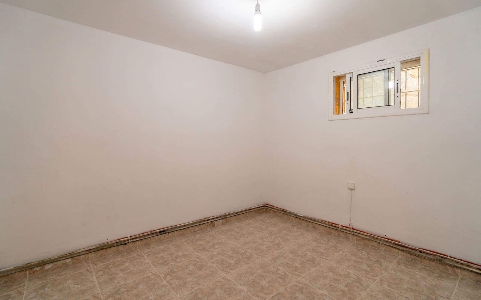 7 soveværelse Villa til salg i Calafell med swimmingpool garage - € 289.000 (Ref: 9603482)