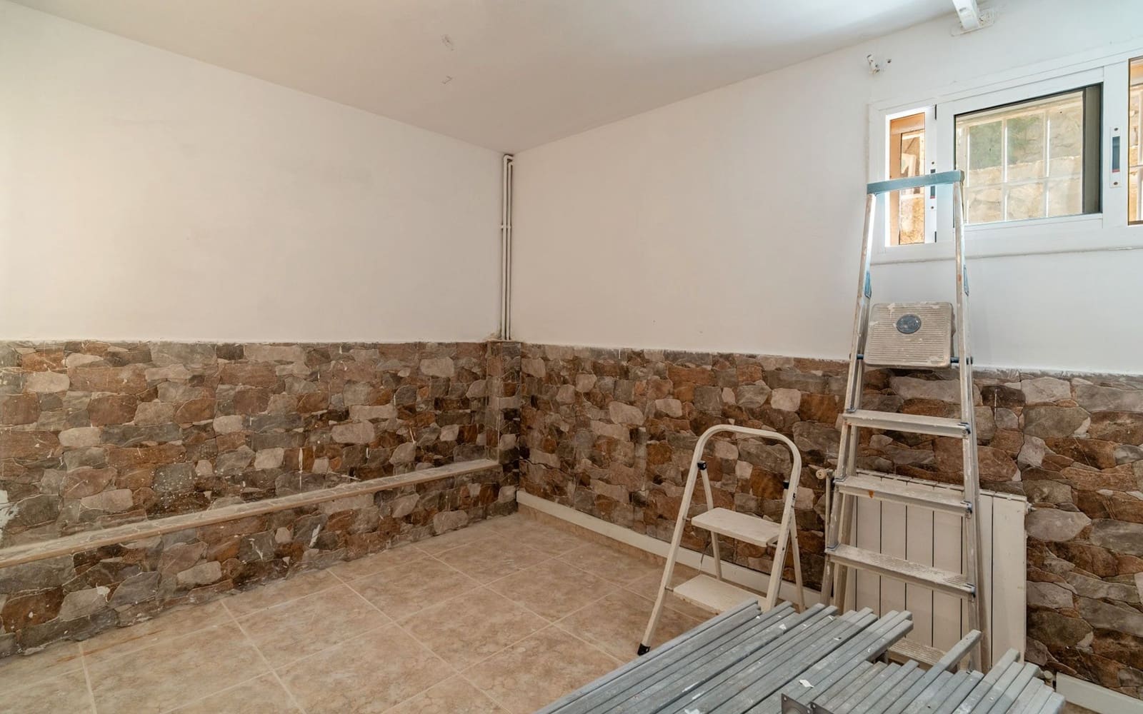 7 soveværelse Villa til salg i Calafell med swimmingpool garage - € 289.000 (Ref: 9603482)