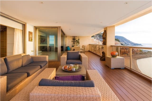 5 makuuhuone Asunto myytävänä paikassa Altea mukana 
autotalli - 945 000 € (Ref: 9606628)