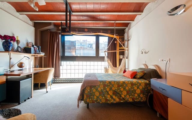 3 makuuhuone Huvila myytävänä paikassa Terrassa mukana 
autotalli - 550 000 € (Ref: 9610522)