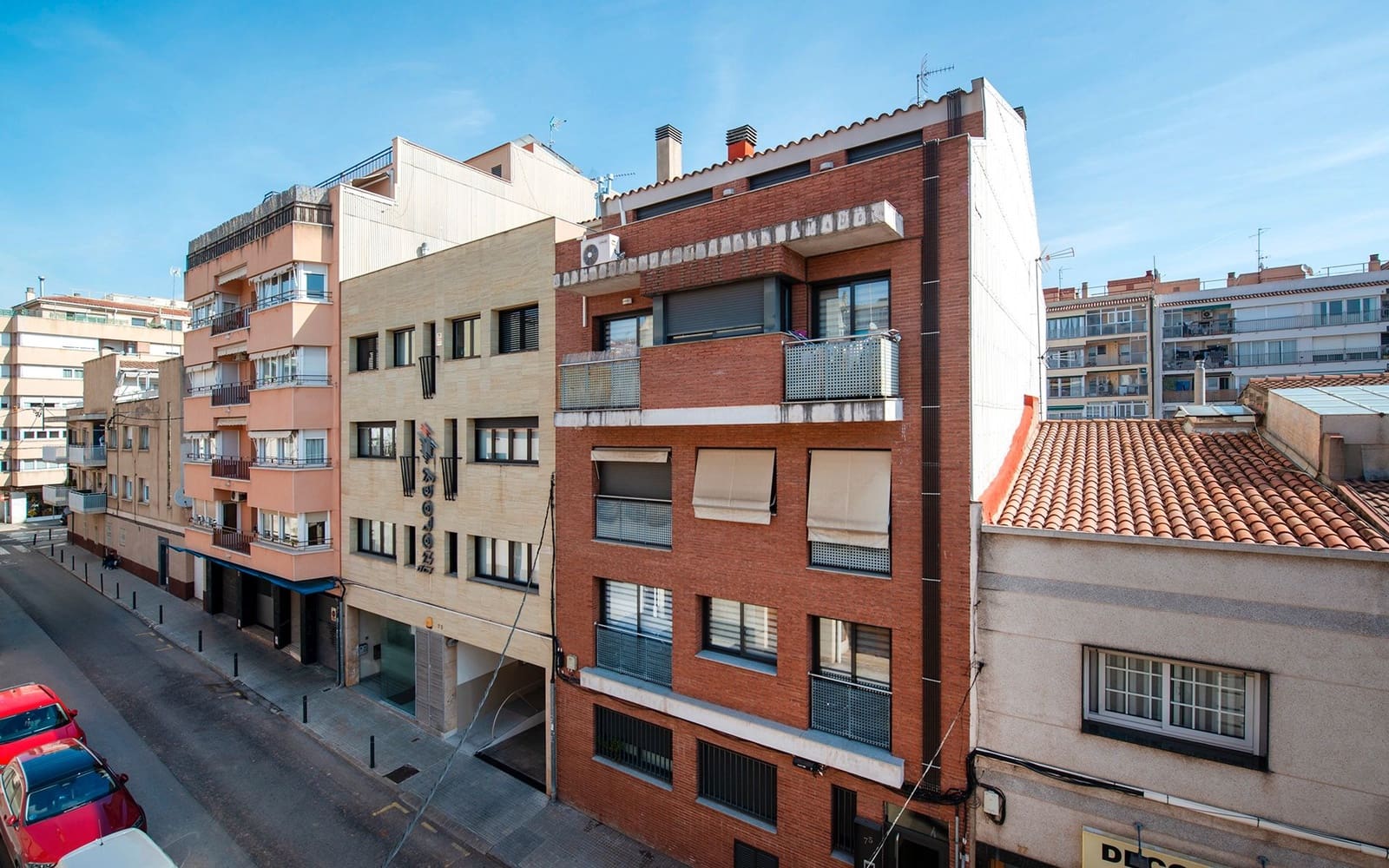 3 soveværelse Villa til salg i Terrassa med garage - € 550.000 (Ref: 9610522)