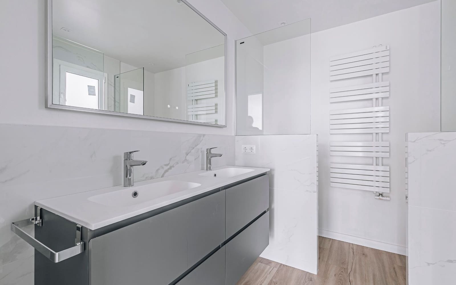 Appartement de 3 chambres à louer à Barcelone ville - 4 490 € (Ref: 9611914)