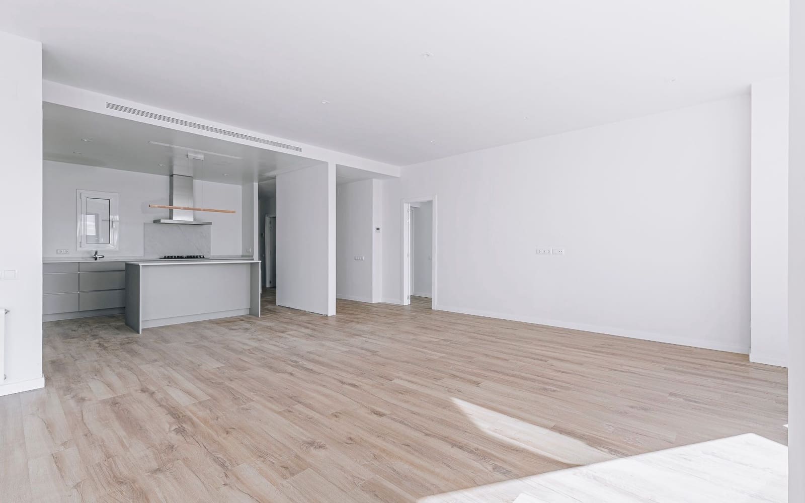 Appartement de 3 chambres à louer à Barcelone ville - 4 490 € (Ref: 9611914)