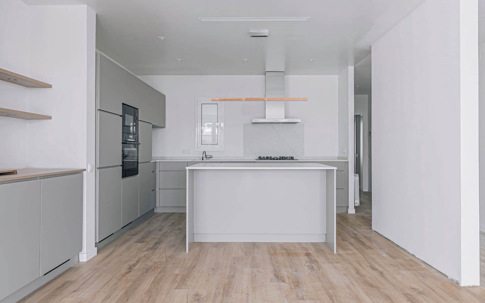 Appartement de 3 chambres à louer à Barcelone ville - 4 490 € (Ref: 9611914)