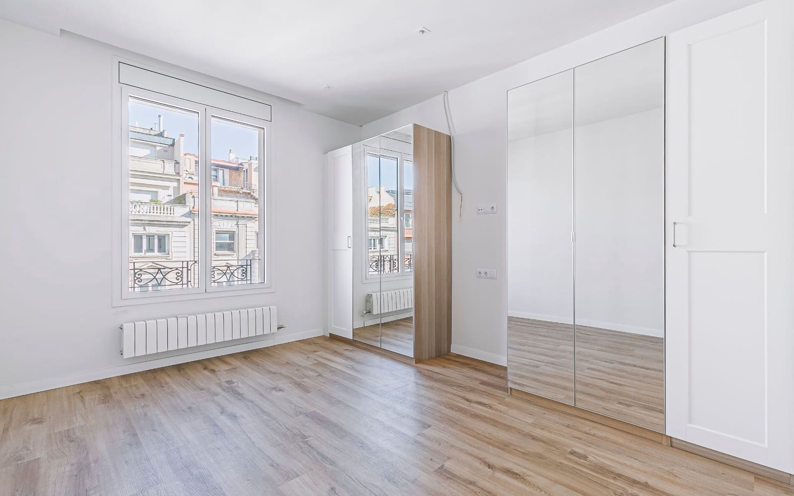 Appartement de 3 chambres à louer à Barcelone ville - 4 490 € (Ref: 9611914)