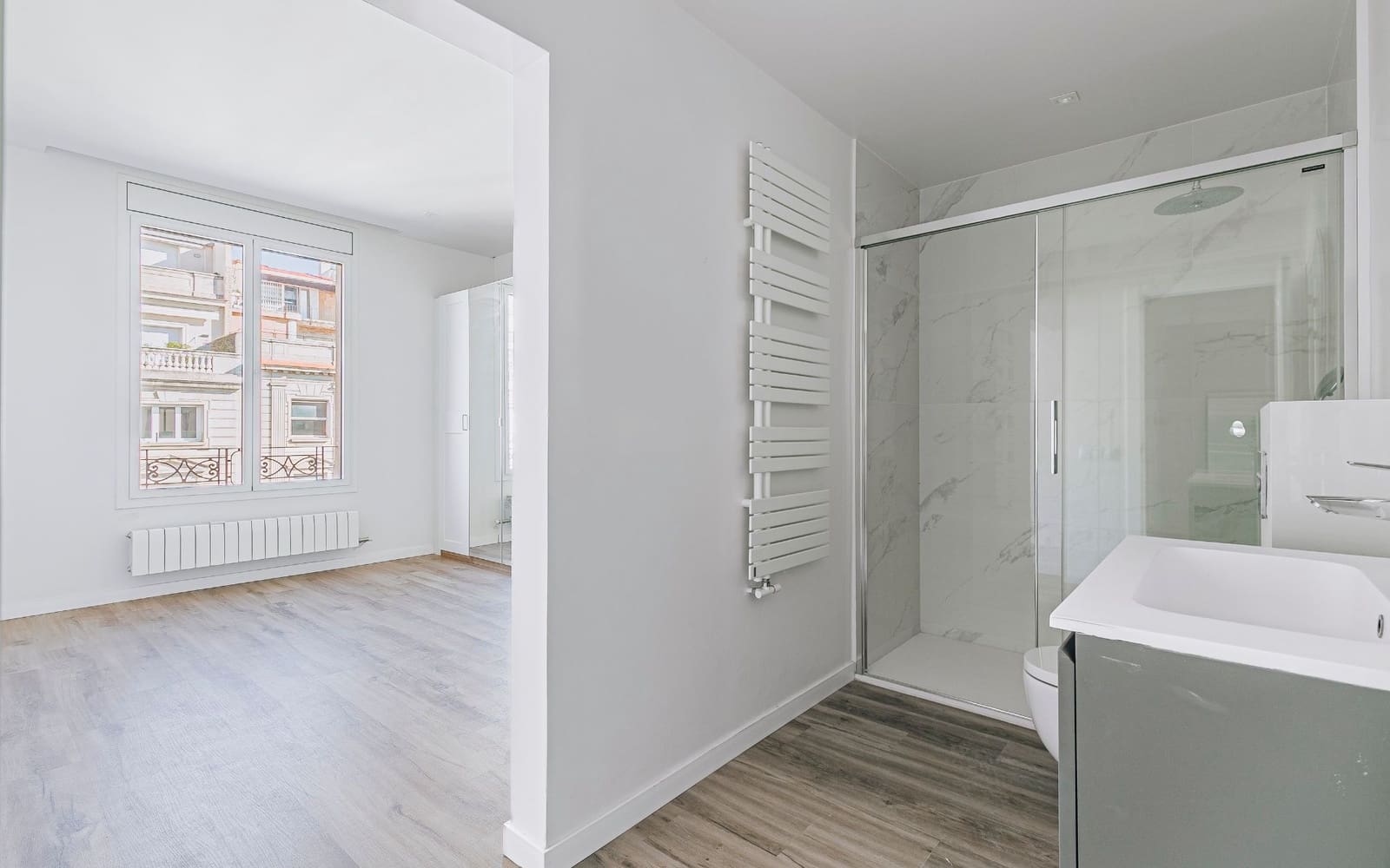 Appartement de 3 chambres à louer à Barcelone ville - 4 490 € (Ref: 9611914)